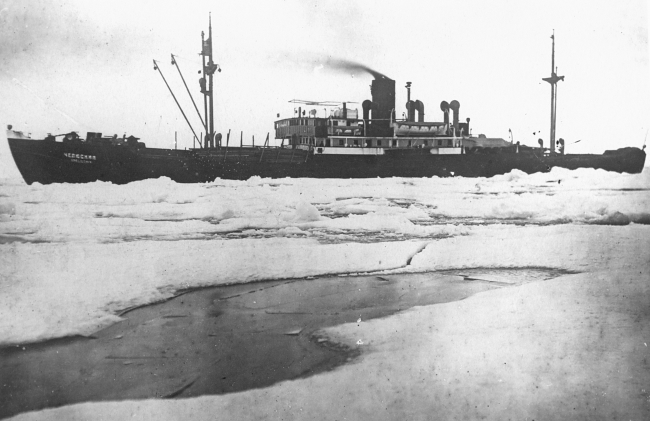 Ледокольный пароход «Челюскин». 1933 год